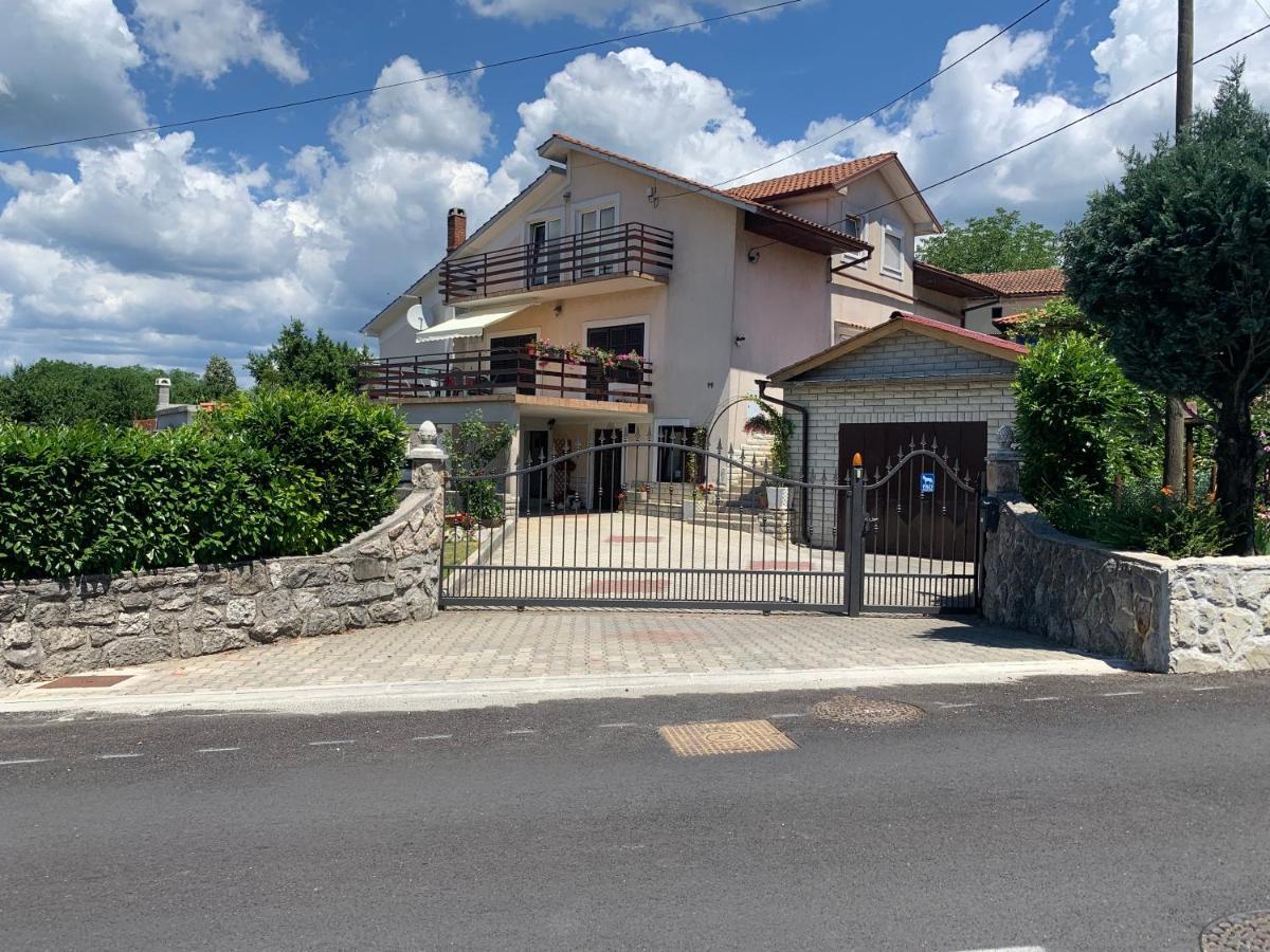 Lovre Apartmán Viskovo